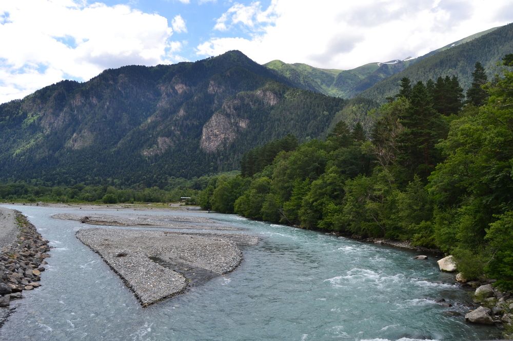 Горы, реки не разделимые половинки природы