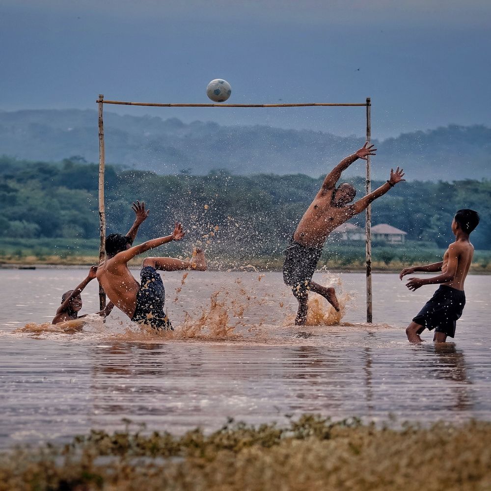 Photograph by Henri Fitriadi