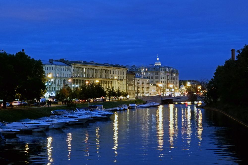 Отражение огней.