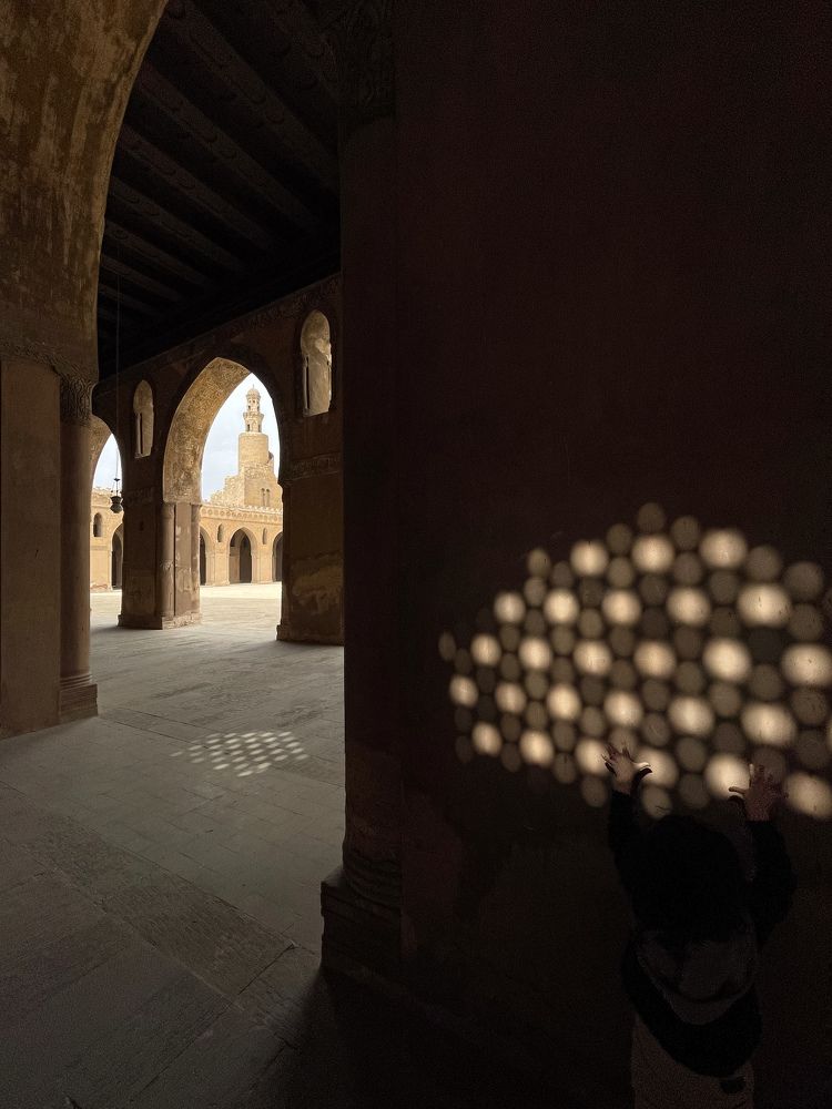 Witnessing the past / Соприкосновение с прошлым