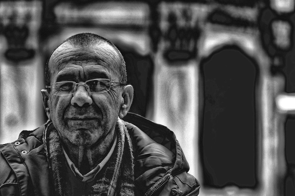 Photograph by Muzaffer Sütlüoğlu