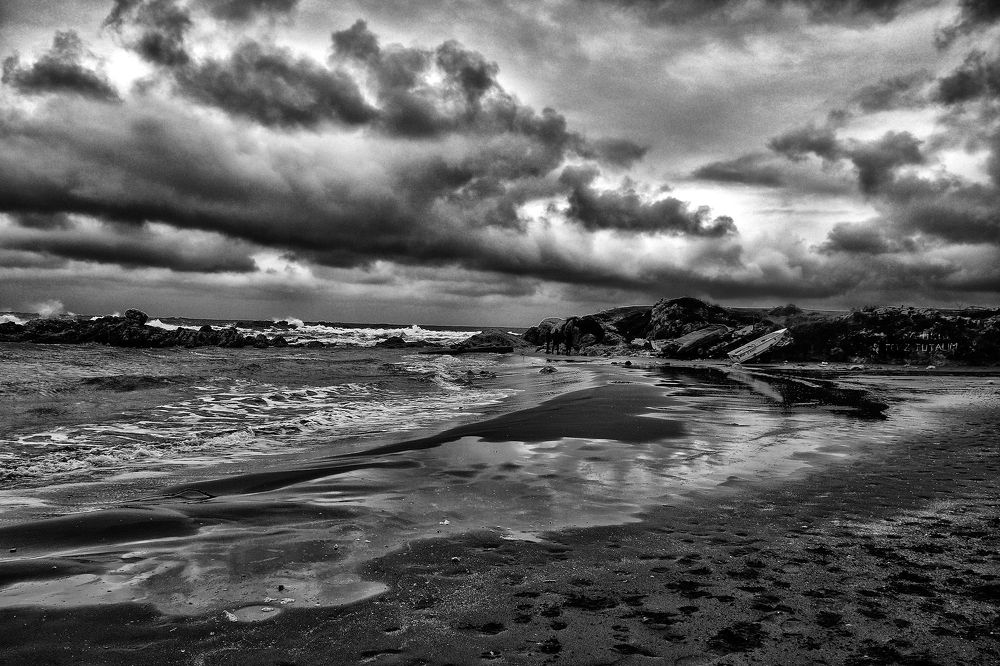 Photograph by Muzaffer Sütlüoğlu