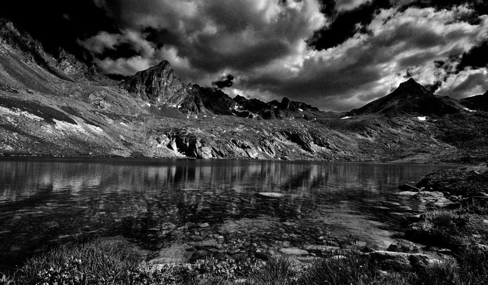 Photograph by Muzaffer Sütlüoğlu