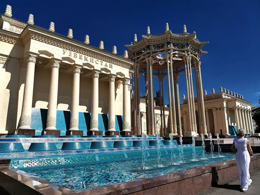 Фотография автора Дмитрий Лазаренко