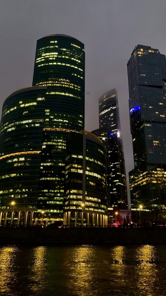 Фотография автора Виктория Ляпина