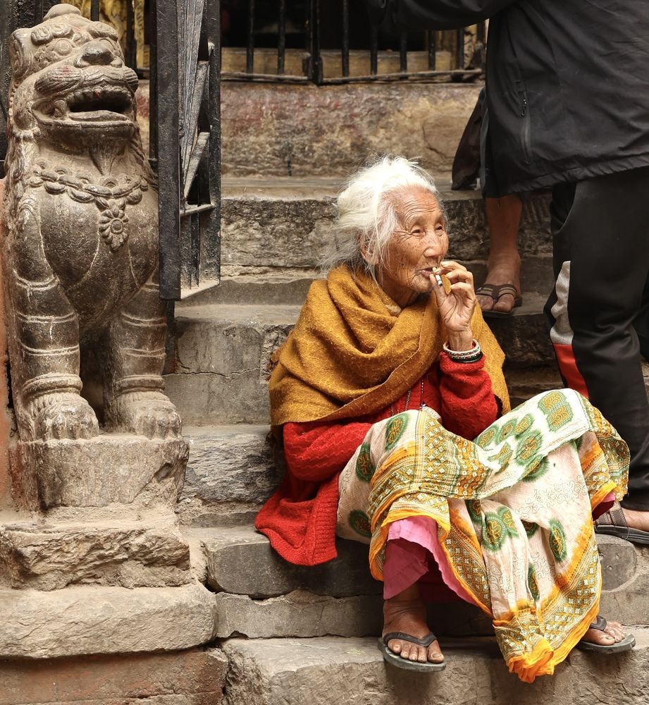 Old woman from Kathmandu