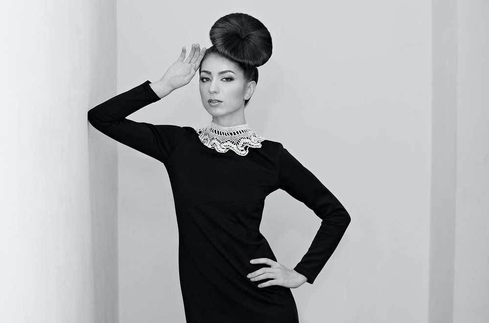 Девушка загадка