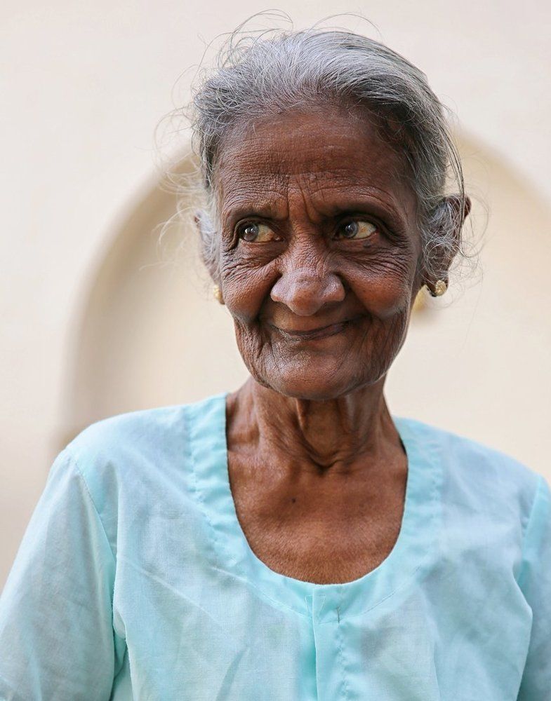 Поделись улыбкою своей...