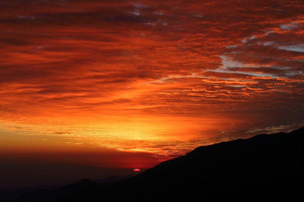 Рассвет в горах