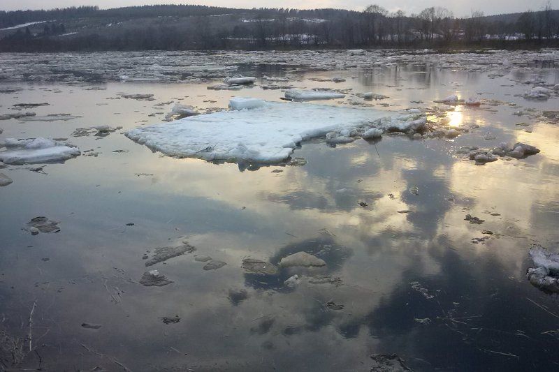 Максим, Russia