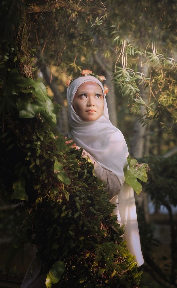 Photograph by Spawi Safwan