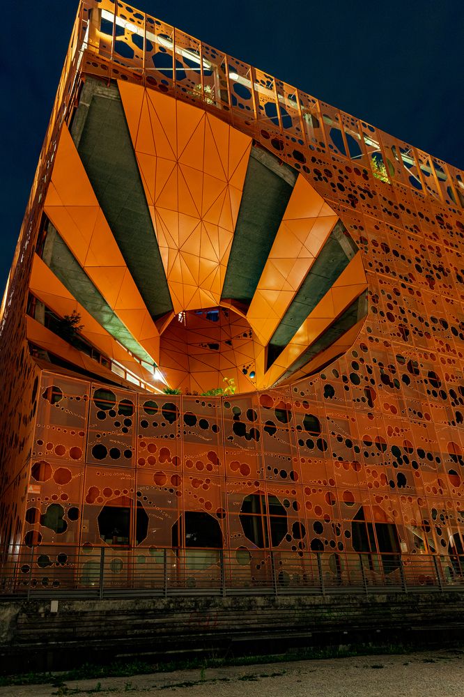 Photograph by OSCAR SAAVEDRA ROMERO