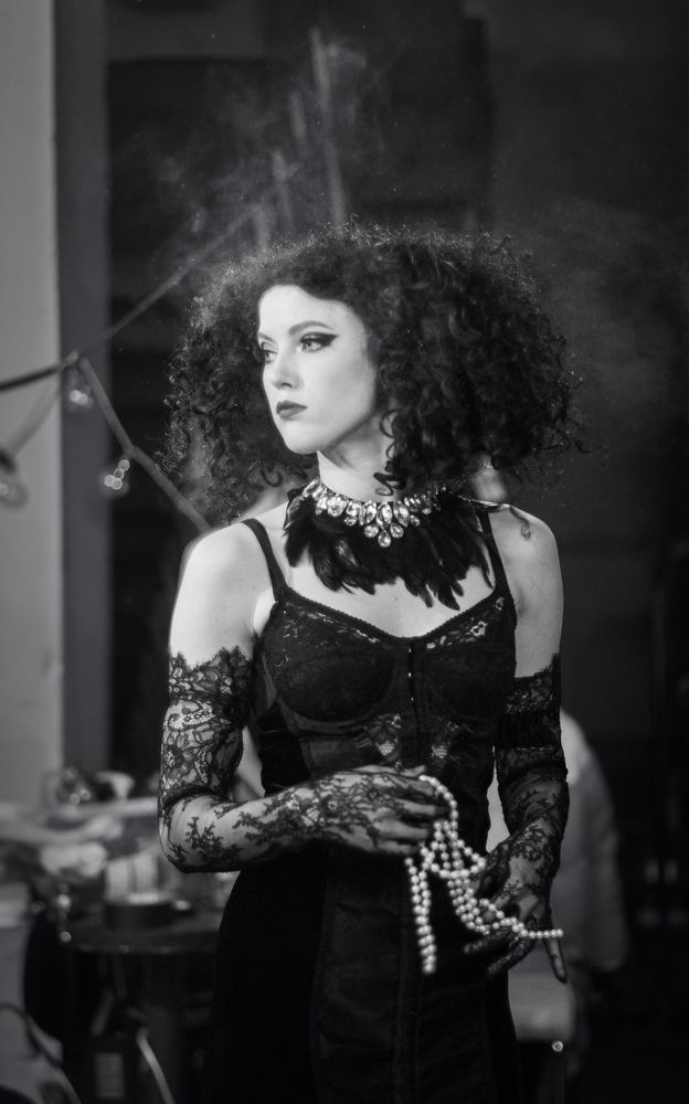 Мгновение перед сценой