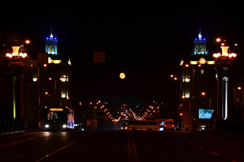 Симметрия ночного Города