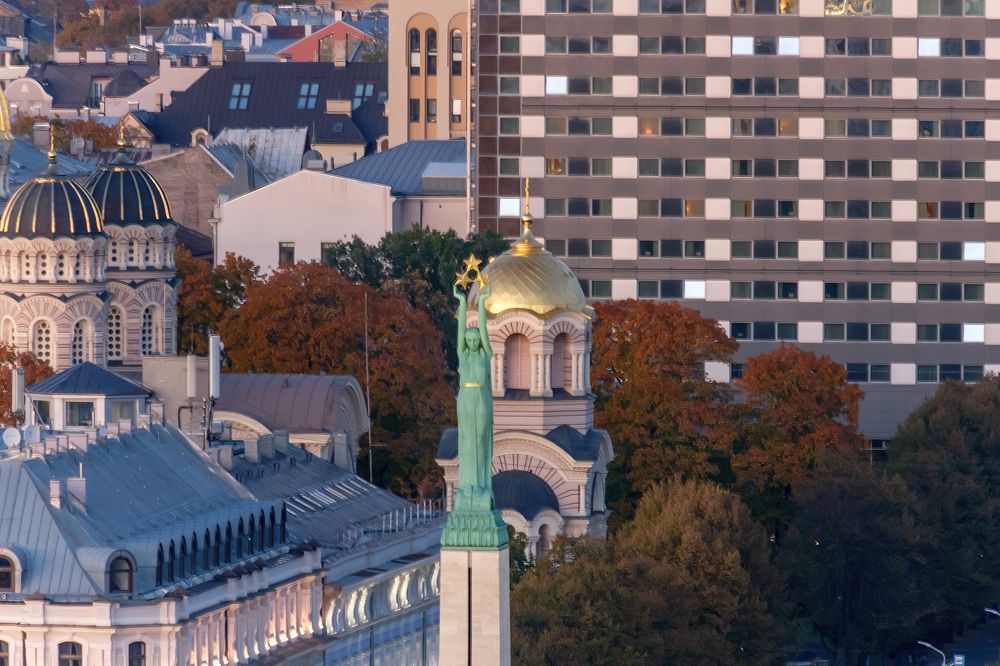 Рига. Памятник Свободы