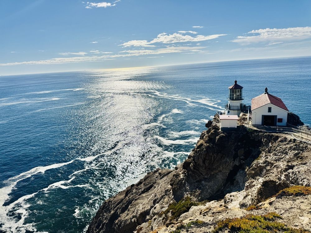 Photograph by Roberto Santiago