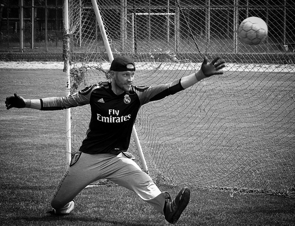 Эх, коротка рука!