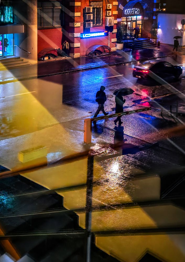 Дождь заливает новыми красками все вокруг