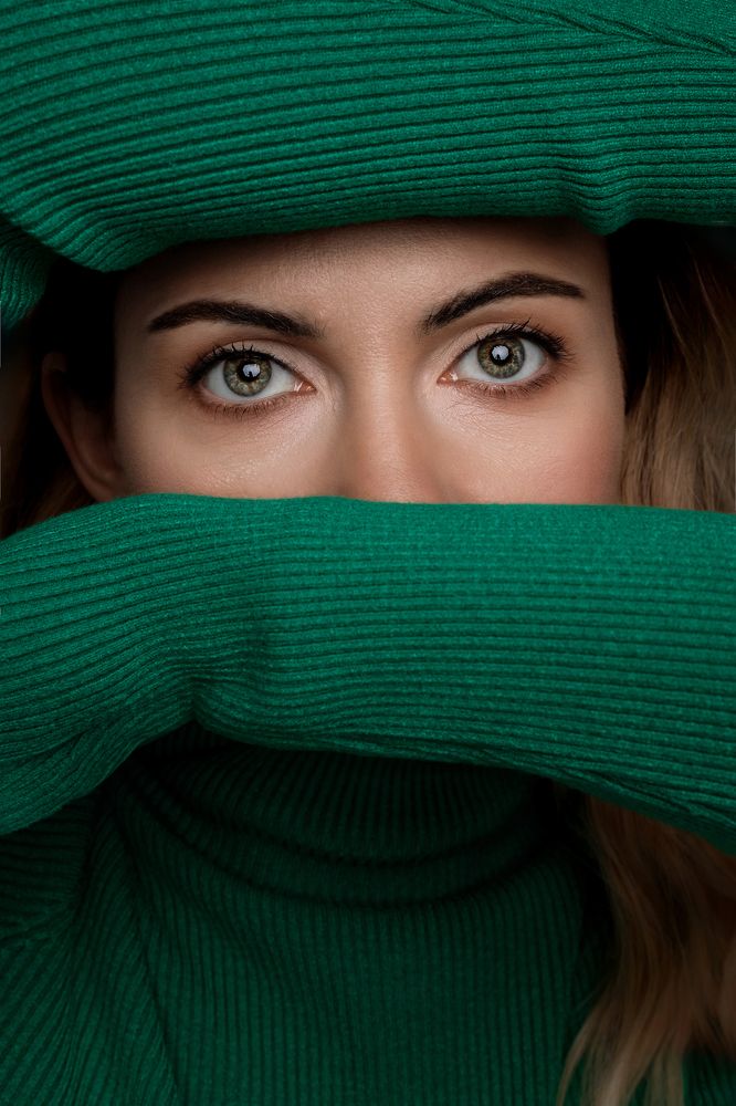 Зеленый и черный