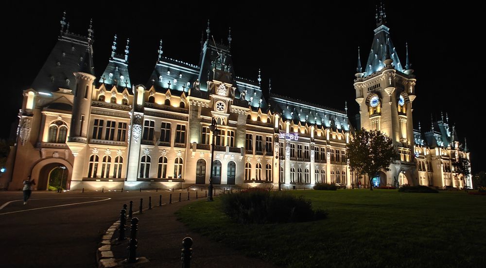 Photograph by Grădinaru Catalin