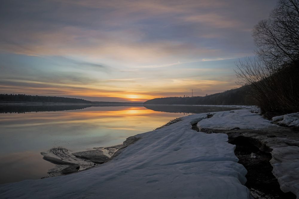 Апрель на Волге