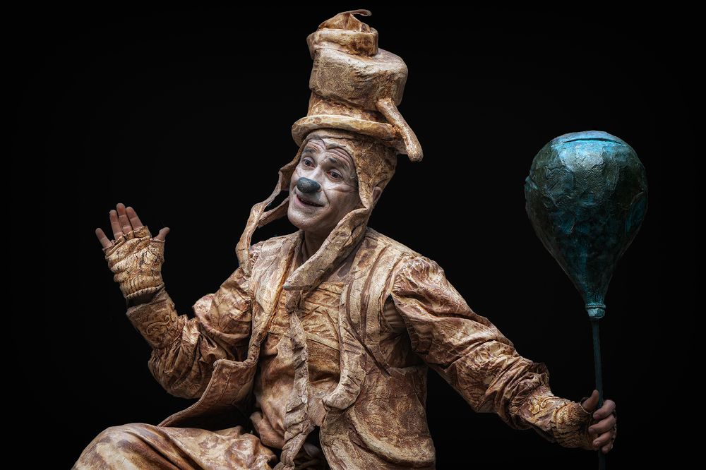 Photograph by Jacky Weckx