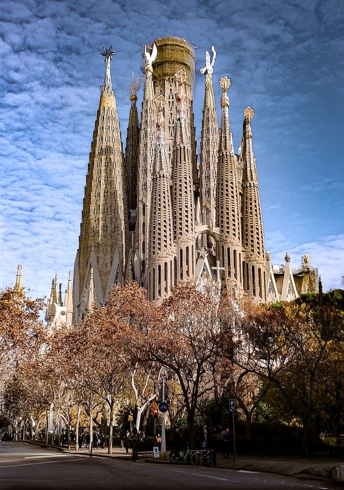 Sagrada familia by Antoni Gaudí