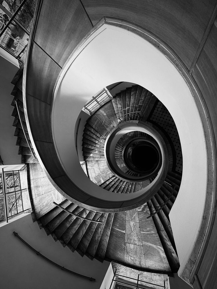 Фотография автора Евгения Елисеева