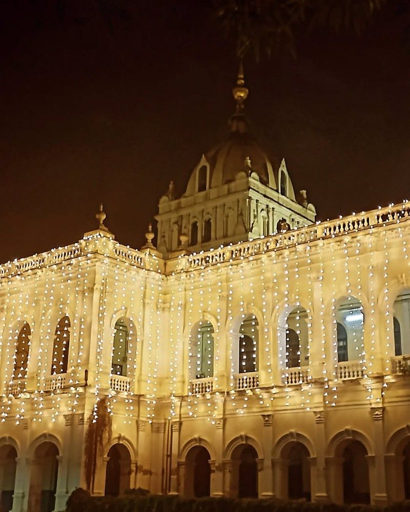 District commissioner office building