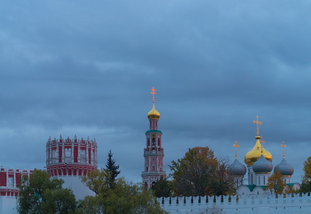 Крест над колокольней