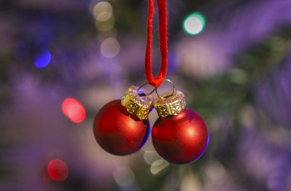 Christmas tree decorations 4
