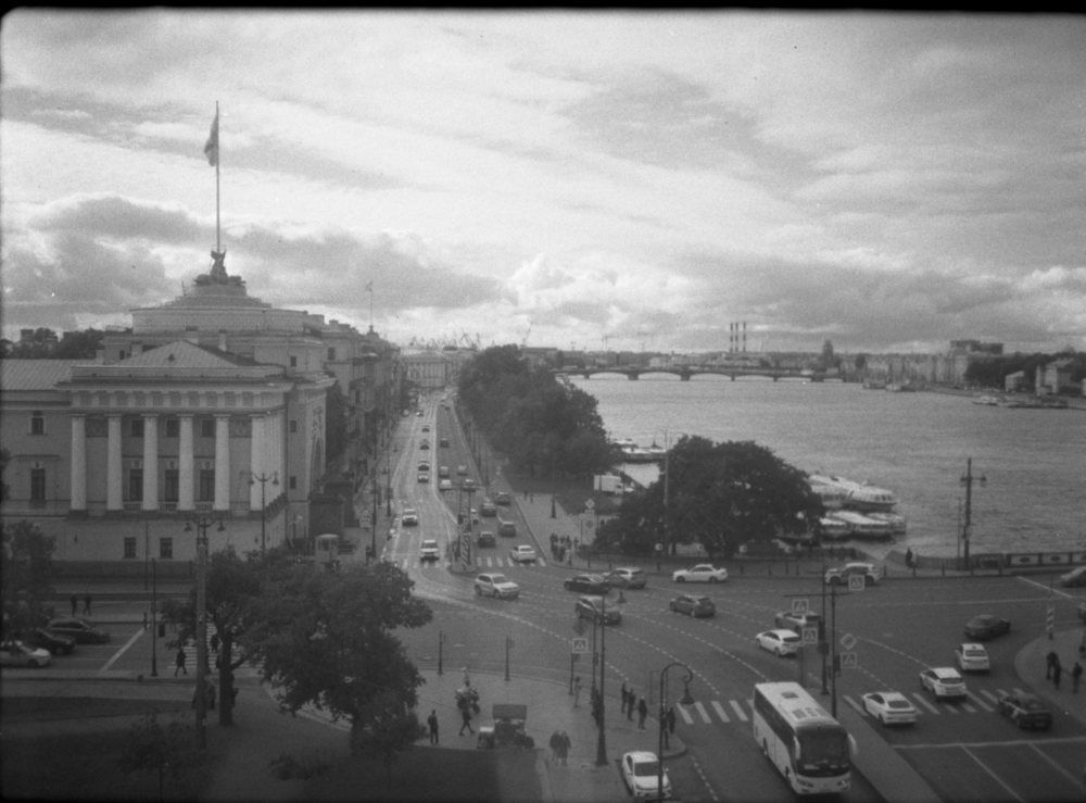 Фотография автора Евгений Петросян