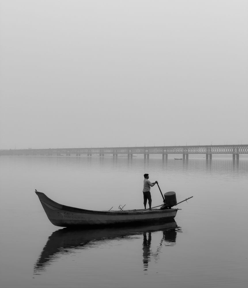 A Fisherman’s Silent Ride