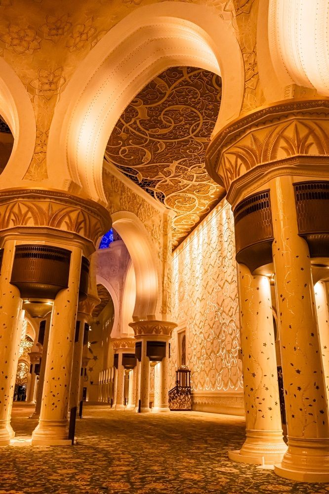 Masjid Sheikh Zayed in Abudhabi