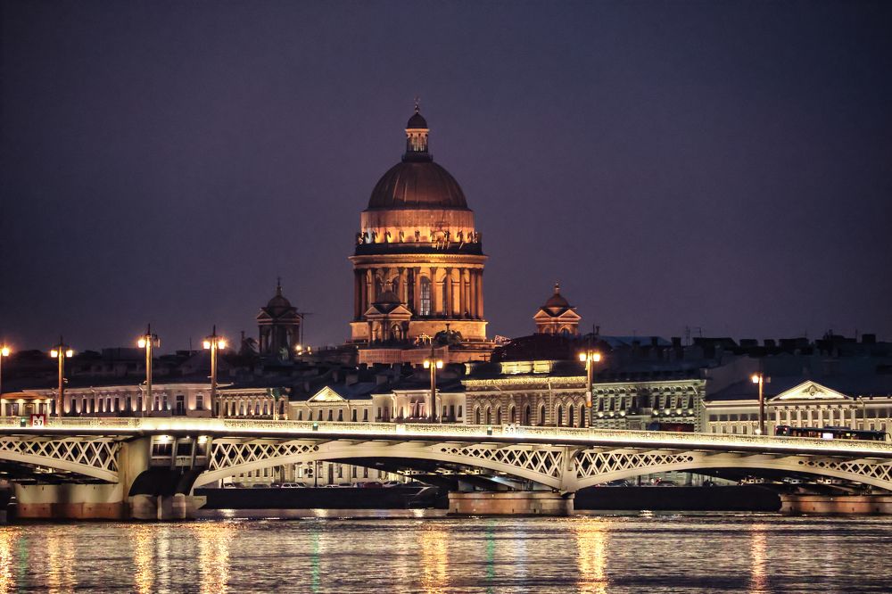 Фотография автора Александр Лютиков