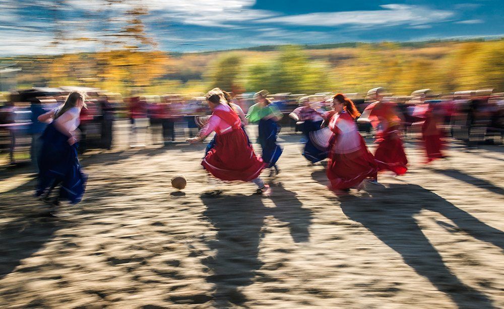 Женский саамский футбол