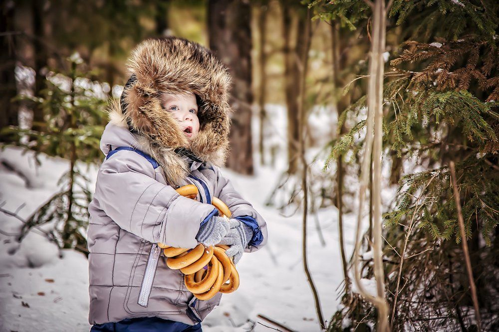 в зимнем лесу