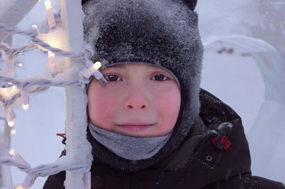 Мой сын Степан на прогулке. My son Stepan is on a walk