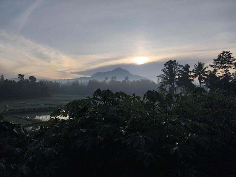 White Sunrise Over Bungsu Mount