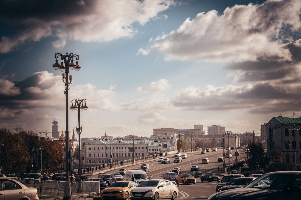 Все на площадь!