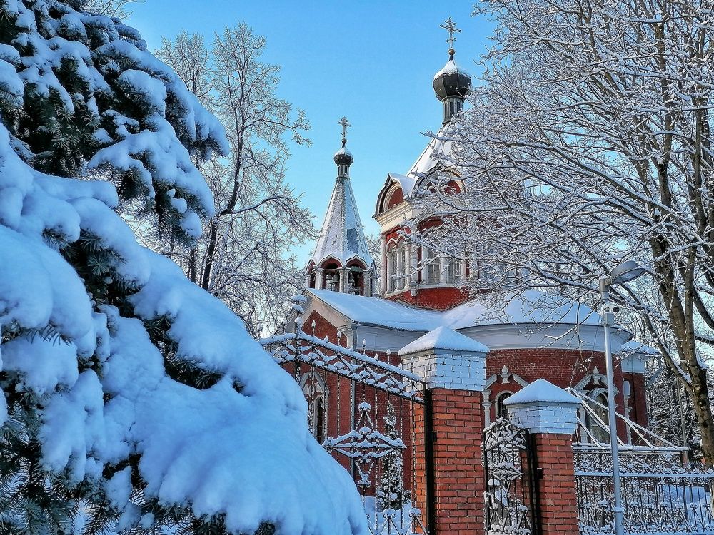 Храм в снегу