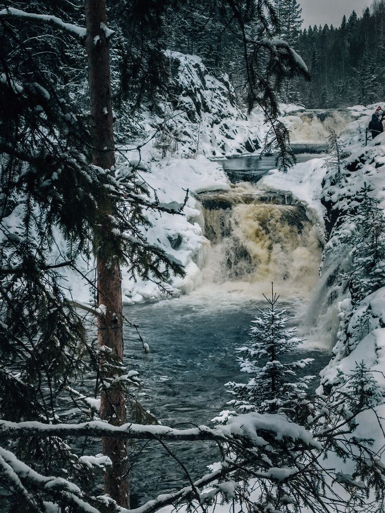 Зимний водопад