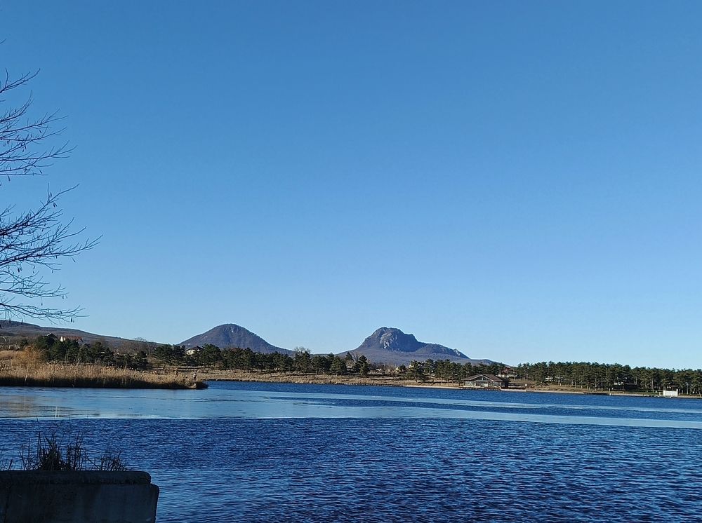 Озеро Каррас