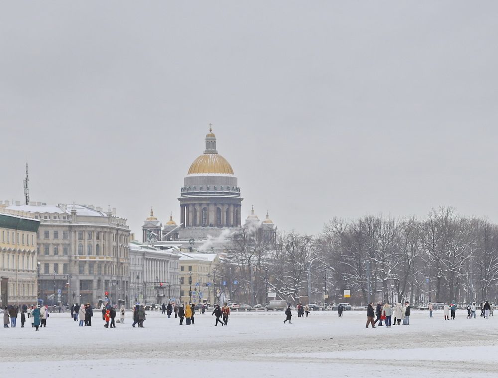 Заснеженный Санкт-Петербург