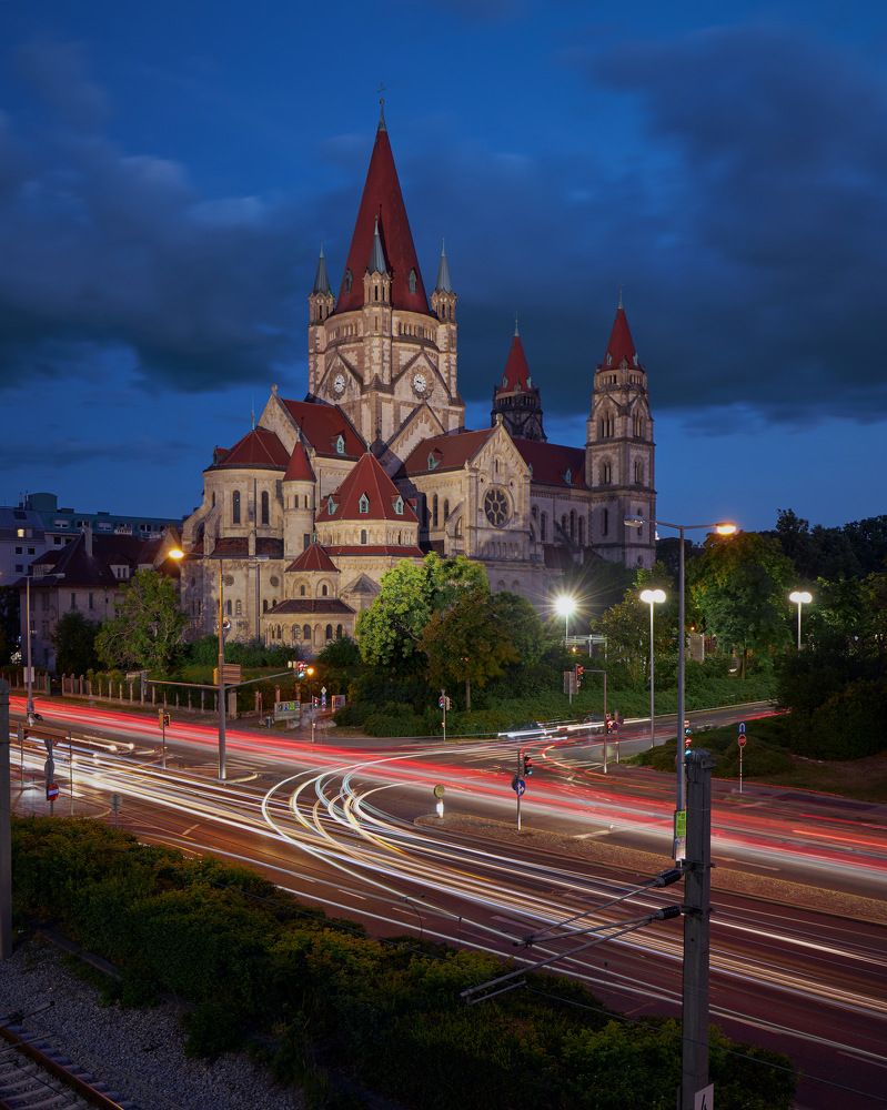 Фотография автора Emil Vasilev