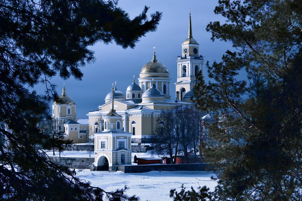 Зима в обители.