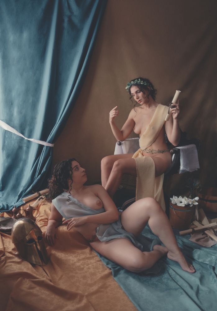 Wisdom over Strenght (At Sappho's School)