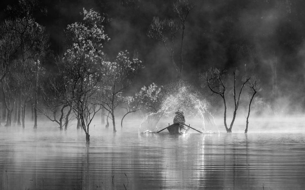 Photograph by Lê Huy Anh