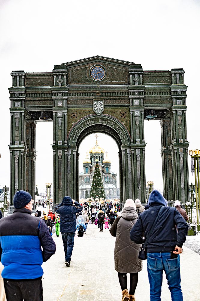 Фотография автора Евгений Величко