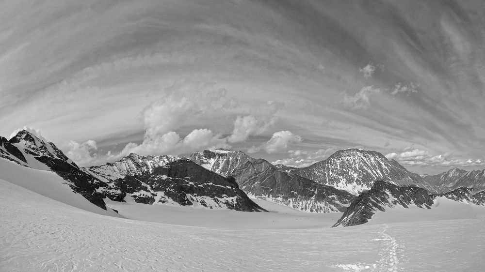 Небеса обетованные...